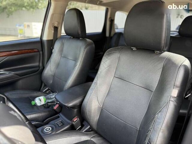 Мицубиси Аутлендер, объемом двигателя 0 л и пробегом 231 тыс. км за 12600 $, фото 14 на Automoto.ua