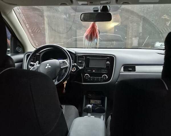 Міцубісі Аутлендер, об'ємом двигуна 2.4 л та пробігом 73 тис. км за 14000 $, фото 13 на Automoto.ua
