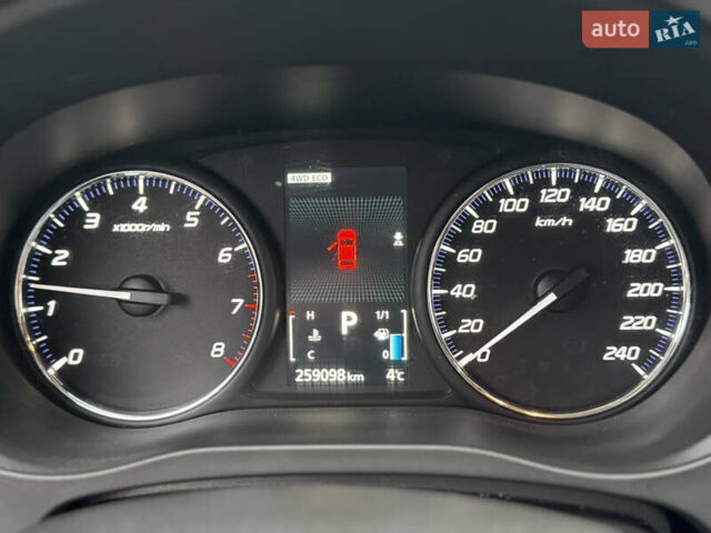 Мицубиси Аутлендер, объемом двигателя 2 л и пробегом 269 тыс. км за 10800 $, фото 16 на Automoto.ua