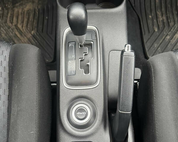 Мицубиси Аутлендер, объемом двигателя 2 л и пробегом 269 тыс. км за 10800 $, фото 15 на Automoto.ua