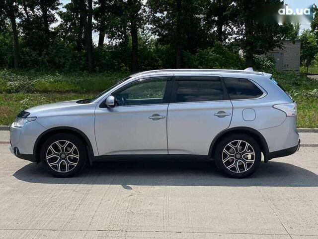 Мицубиси Аутлендер, объемом двигателя 2.3 л и пробегом 204 тыс. км за 15490 $, фото 4 на Automoto.ua