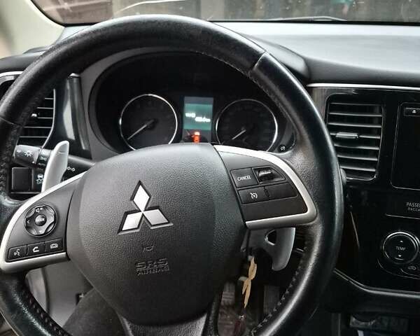 Міцубісі Аутлендер, об'ємом двигуна 2.4 л та пробігом 73 тис. км за 14000 $, фото 6 на Automoto.ua