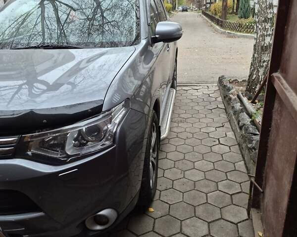 Міцубісі Аутлендер, об'ємом двигуна 2.4 л та пробігом 73 тис. км за 14000 $, фото 2 на Automoto.ua