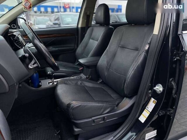 Міцубісі Аутлендер, об'ємом двигуна 0 л та пробігом 146 тис. км за 16690 $, фото 11 на Automoto.ua