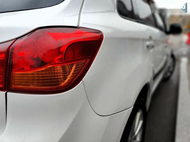 Міцубісі Аутлендер, об'ємом двигуна 0 л та пробігом 207 тис. км за 9990 $, фото 19 на Automoto.ua