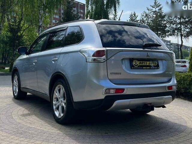 Мицубиси Аутлендер, объемом двигателя 2.4 л и пробегом 217 тыс. км за 13800 $, фото 4 на Automoto.ua