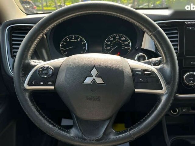 Мицубиси Аутлендер, объемом двигателя 2.4 л и пробегом 217 тыс. км за 13800 $, фото 11 на Automoto.ua