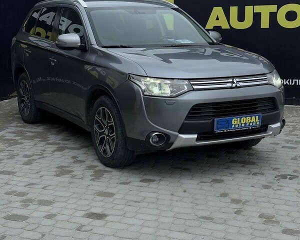 Мицубиси Аутлендер, объемом двигателя 0 л и пробегом 310 тыс. км за 13500 $, фото 2 на Automoto.ua