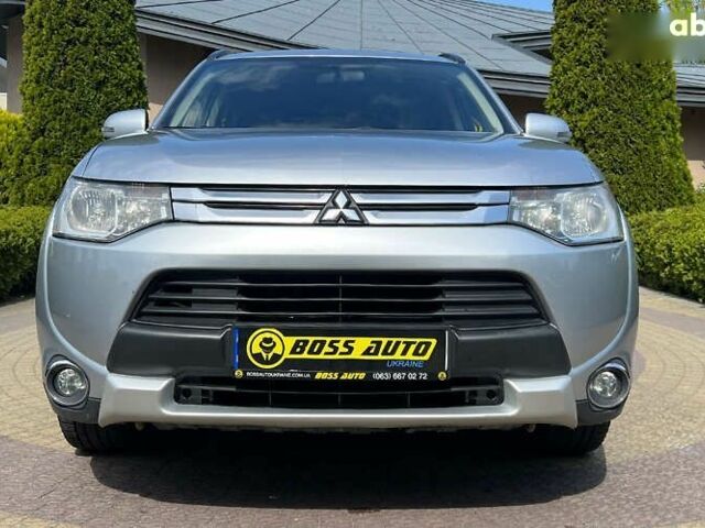 Мицубиси Аутлендер, объемом двигателя 2.4 л и пробегом 217 тыс. км за 13800 $, фото 1 на Automoto.ua