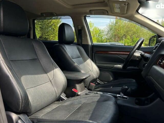 Мицубиси Аутлендер, объемом двигателя 2.4 л и пробегом 217 тыс. км за 13800 $, фото 8 на Automoto.ua