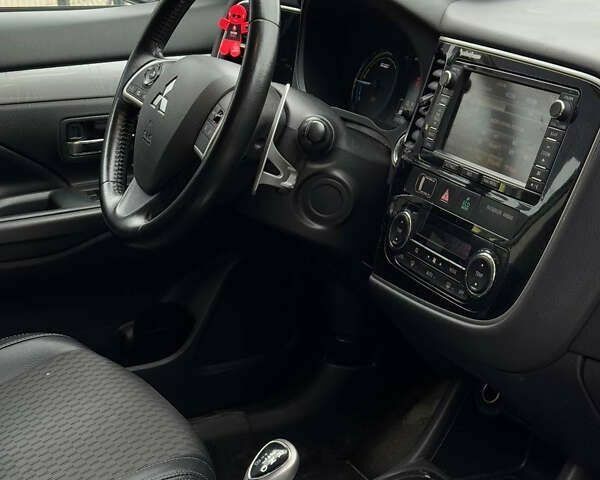 Мицубиси Аутлендер, объемом двигателя 0 л и пробегом 310 тыс. км за 13500 $, фото 17 на Automoto.ua