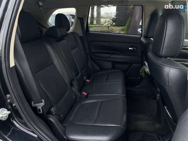 Міцубісі Аутлендер, об'ємом двигуна 0 л та пробігом 146 тис. км за 16690 $, фото 15 на Automoto.ua