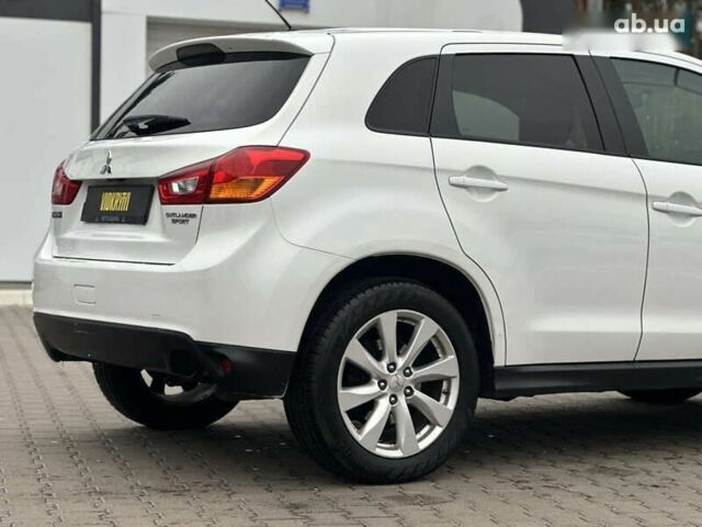 Мицубиси Аутлендер, объемом двигателя 0 л и пробегом 257 тыс. км за 10800 $, фото 10 на Automoto.ua