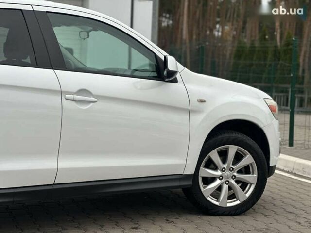 Мицубиси Аутлендер, объемом двигателя 0 л и пробегом 257 тыс. км за 10800 $, фото 11 на Automoto.ua