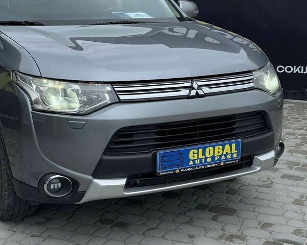 Мицубиси Аутлендер, объемом двигателя 0 л и пробегом 310 тыс. км за 13500 $, фото 3 на Automoto.ua