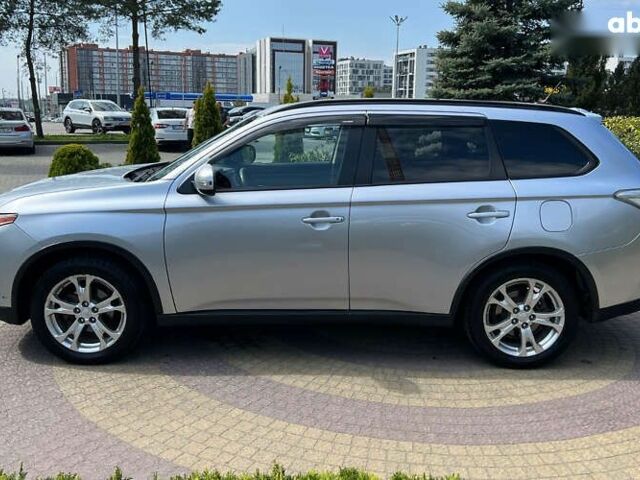 Мицубиси Аутлендер, объемом двигателя 2.4 л и пробегом 217 тыс. км за 13800 $, фото 3 на Automoto.ua
