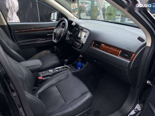 Міцубісі Аутлендер, об'ємом двигуна 0 л та пробігом 146 тис. км за 16690 $, фото 16 на Automoto.ua