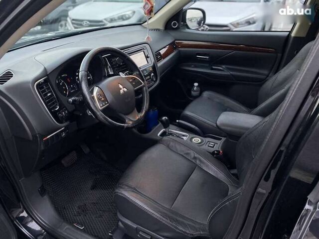 Міцубісі Аутлендер, об'ємом двигуна 0 л та пробігом 146 тис. км за 16690 $, фото 9 на Automoto.ua