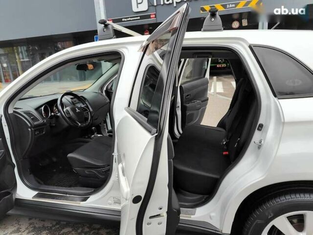 Міцубісі Аутлендер, об'ємом двигуна 0 л та пробігом 207 тис. км за 9990 $, фото 6 на Automoto.ua