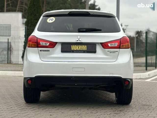 Мицубиси Аутлендер, объемом двигателя 0 л и пробегом 257 тыс. км за 10800 $, фото 12 на Automoto.ua