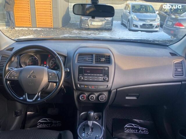 Мицубиси Аутлендер 2016 в Львове на Automoto.ua Мицубиси Аутлендер, объемом двигателя 0 л и пробегом 100 тыс. км за 14500 $, фото 6 на Automoto.ua