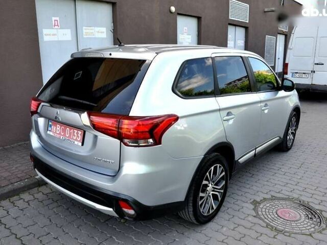 Мицубиси Аутлендер 2016 в Львове на Automoto.ua Мицубиси Аутлендер, объемом двигателя 2.4 л и пробегом 256 тыс. км за 11700 $, фото 7 на Automoto.ua