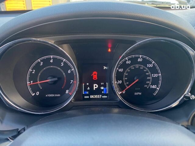 Мицубиси Аутлендер 2016 в Львове на Automoto.ua Мицубиси Аутлендер, объемом двигателя 0 л и пробегом 100 тыс. км за 14500 $, фото 12 на Automoto.ua
