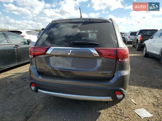 Мицубиси Аутлендер, объемом двигателя 2.4 л и пробегом 145 тыс. км за 2400 $, фото 5 на Automoto.ua