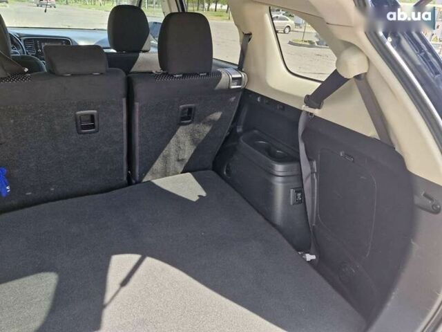 Міцубісі Аутлендер, об'ємом двигуна 0 л та пробігом 121 тис. км за 14999 $, фото 22 на Automoto.ua