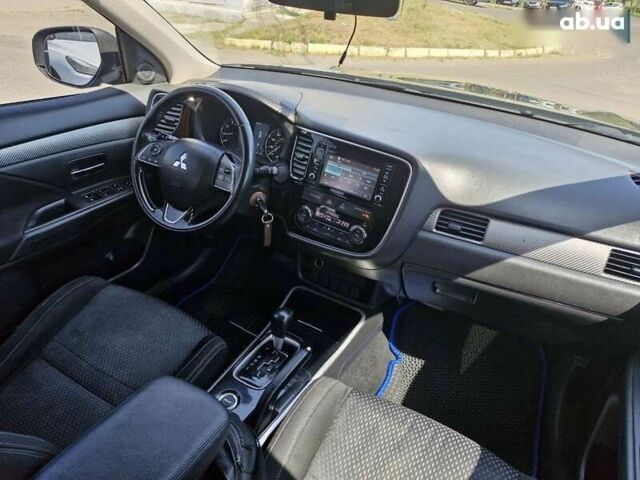 Мицубиси Аутлендер, объемом двигателя 0 л и пробегом 121 тыс. км за 14999 $, фото 16 на Automoto.ua