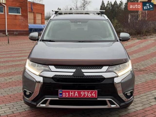 Мицубиси Аутлендер, объемом двигателя 2.36 л и пробегом 145 тыс. км за 15999 $, фото 1 на Automoto.ua