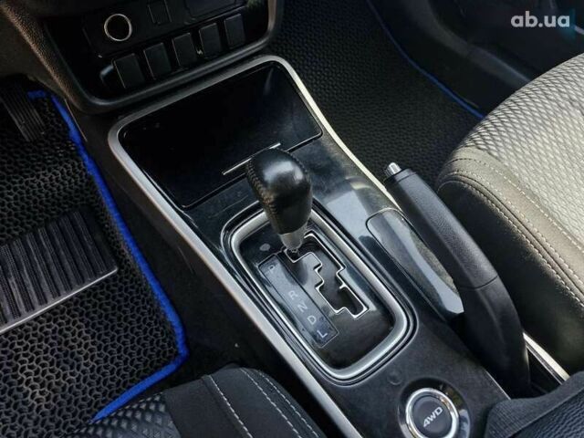 Міцубісі Аутлендер, об'ємом двигуна 0 л та пробігом 121 тис. км за 14999 $, фото 21 на Automoto.ua