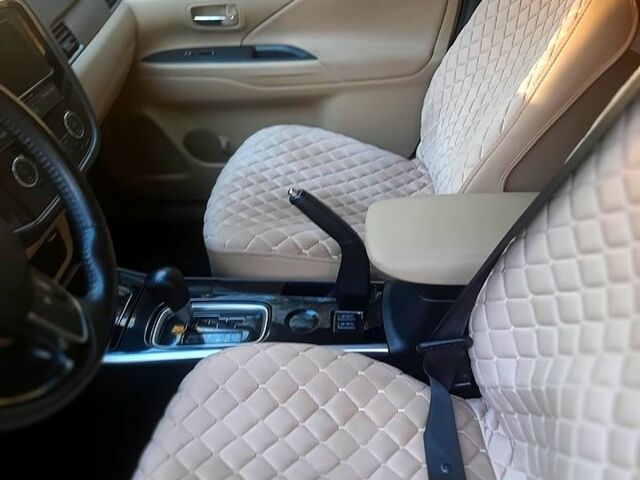 Міцубісі Аутлендер, об'ємом двигуна 2.4 л та пробігом 90 тис. км за 13500 $, фото 1 на Automoto.ua