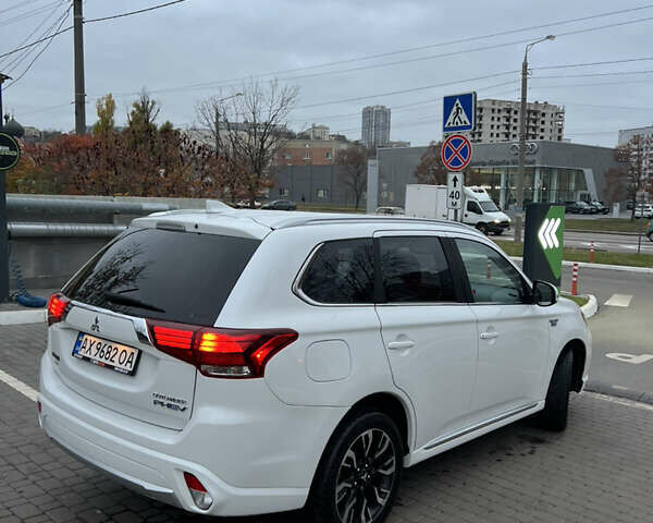 Мицубиси Аутлендер, объемом двигателя 2 л и пробегом 192 тыс. км за 18500 $, фото 2 на Automoto.ua