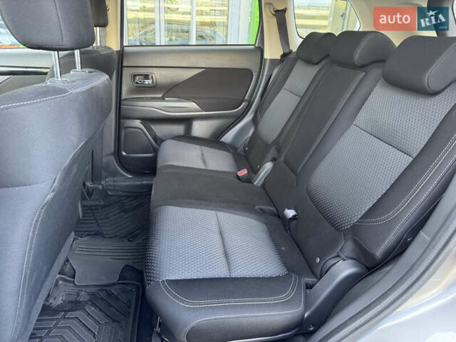 Мицубиси Аутлендер, объемом двигателя 2 л и пробегом 162 тыс. км за 16700 $, фото 8 на Automoto.ua