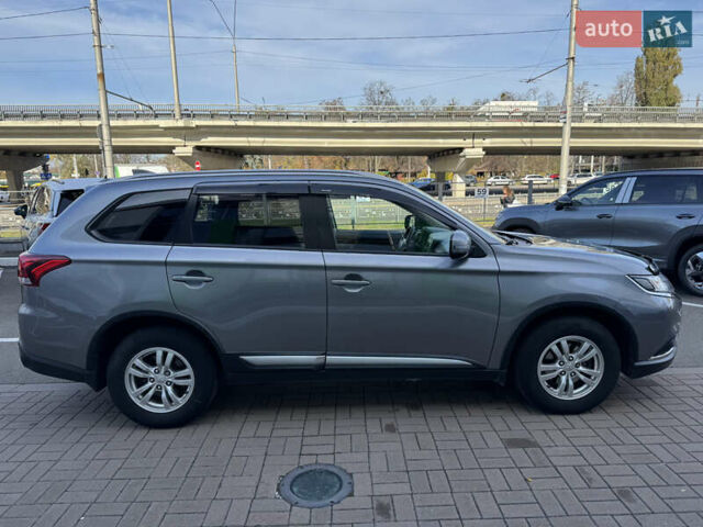 Мицубиси Аутлендер, объемом двигателя 2 л и пробегом 162 тыс. км за 16700 $, фото 4 на Automoto.ua