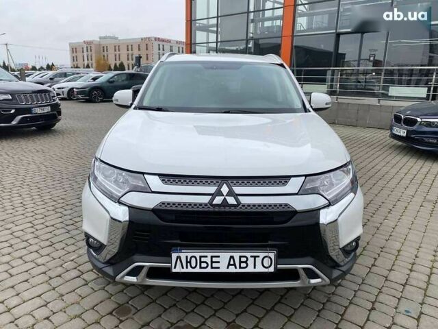 Мицубиси Аутлендер, объемом двигателя 0 л и пробегом 87 тыс. км за 18450 $, фото 1 на Automoto.ua
