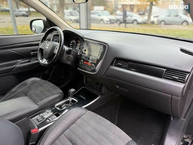 Міцубісі Аутлендер, об'ємом двигуна 2.4 л та пробігом 106 тис. км за 16250 $, фото 13 на Automoto.ua