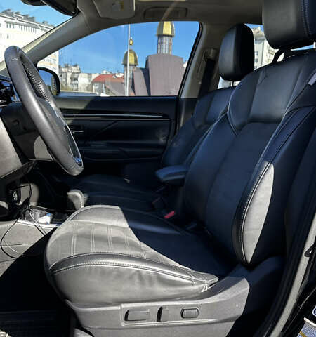 Мицубиси Аутлендер, объемом двигателя 2.36 л и пробегом 80 тыс. км за 17900 $, фото 5 на Automoto.ua