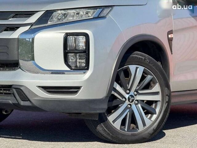 Мицубиси Аутлендер, объемом двигателя 0 л и пробегом 160 тыс. км за 15950 $, фото 3 на Automoto.ua