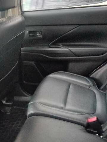 Мицубиси Аутлендер, объемом двигателя 2.4 л и пробегом 70 тыс. км за 21300 $, фото 2 на Automoto.ua