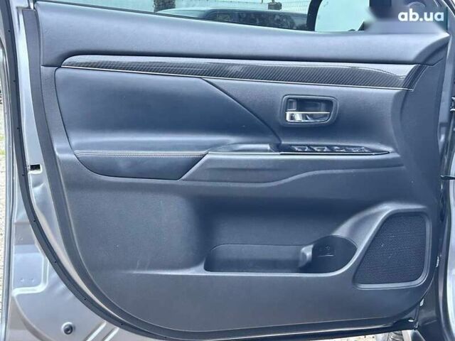 Міцубісі Аутлендер, об'ємом двигуна 2.4 л та пробігом 225 тис. км за 19800 $, фото 10 на Automoto.ua