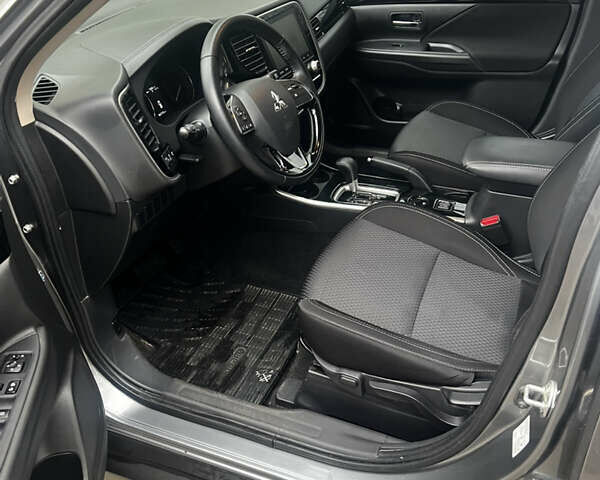 Мицубиси Аутлендер, объемом двигателя 2 л и пробегом 67 тыс. км за 18200 $, фото 3 на Automoto.ua