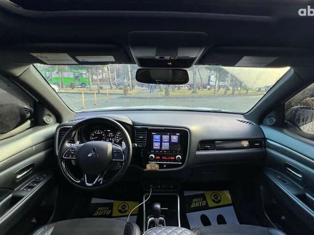 Мицубиси Аутлендер, объемом двигателя 3 л и пробегом 56 тыс. км за 20150 $, фото 14 на Automoto.ua