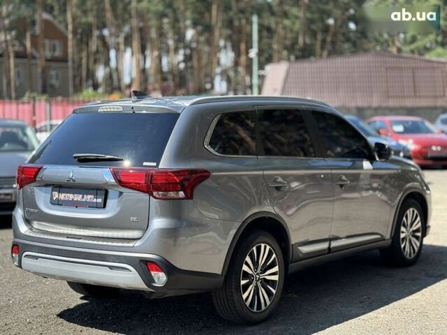 Мицубиси Аутлендер, объемом двигателя 2.4 л и пробегом 132 тыс. км за 18500 $, фото 4 на Automoto.ua