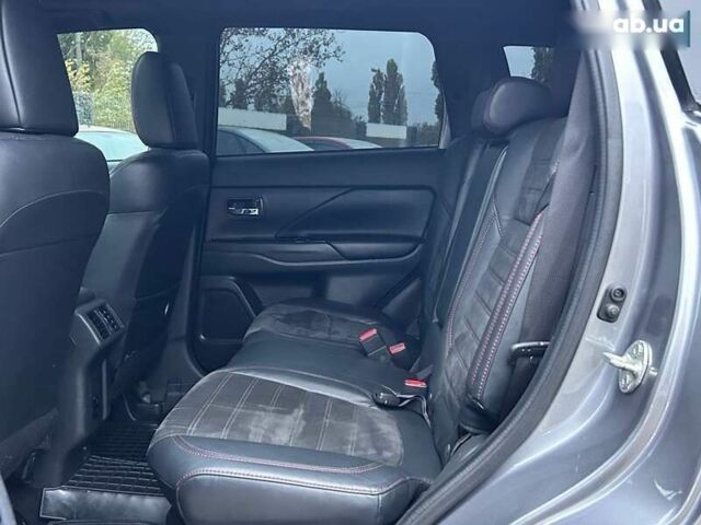 Міцубісі Аутлендер, об'ємом двигуна 2.4 л та пробігом 225 тис. км за 19800 $, фото 29 на Automoto.ua