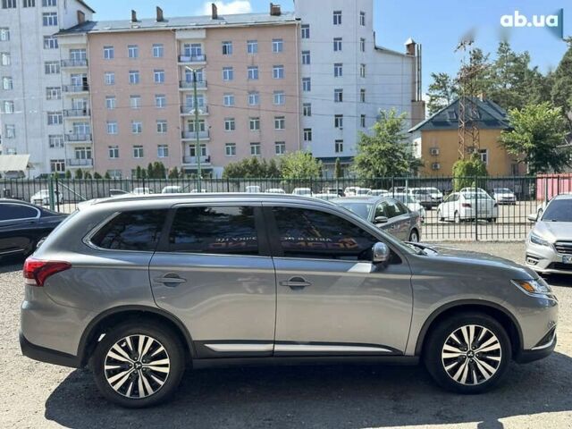 Мицубиси Аутлендер, объемом двигателя 2.4 л и пробегом 132 тыс. км за 18500 $, фото 5 на Automoto.ua