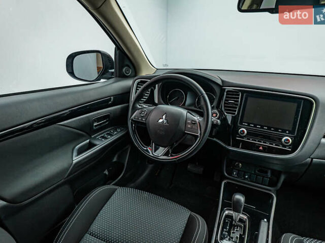 Міцубісі Аутлендер, об'ємом двигуна 2 л та пробігом 49 тис. км за 20964 $, фото 11 на Automoto.ua