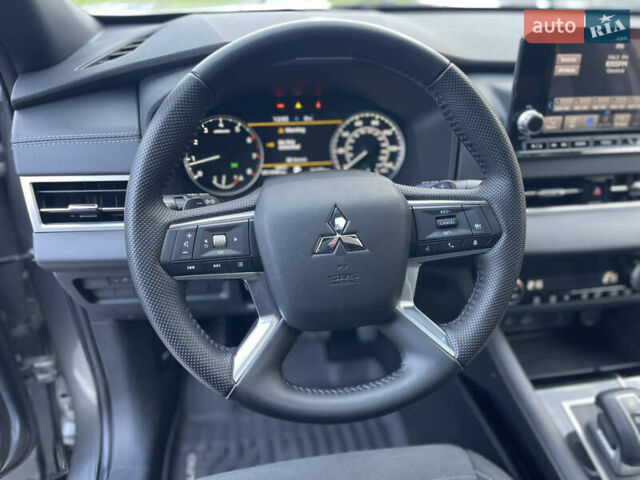 Мицубиси Аутлендер, объемом двигателя 2.49 л и пробегом 51 тыс. км за 25900 $, фото 26 на Automoto.ua