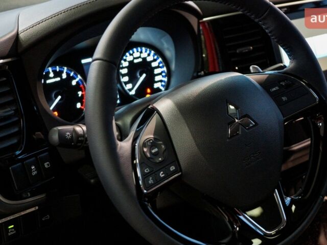 Мицубиси Аутлендер 2022 в Виннице на Automoto.ua Мицубиси Аутлендер, объемом двигателя 2.36 л и пробегом 0 тыс. км за 29751 $, фото 45 на Automoto.ua